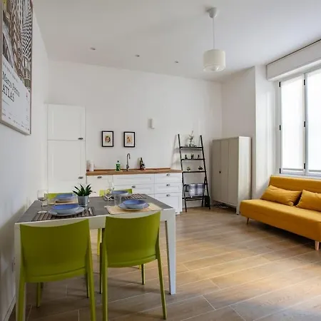 -art Gallery- Luxury Boutique In Center Of Апартаменты